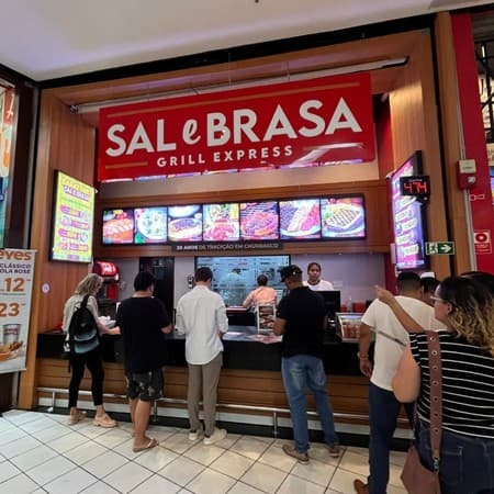 Imagem de interna da loja sal e brasa