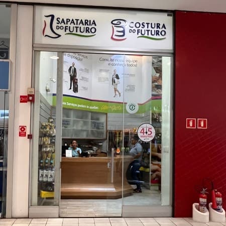 Imagem de interna da loja sapataria do futuro