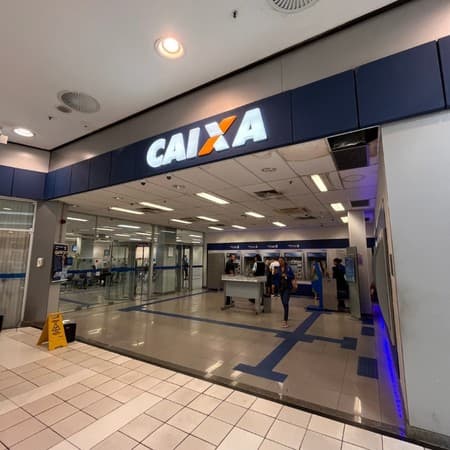 Imagem de interna da loja caixa economica federal