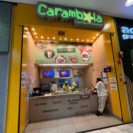 Imagem de interna da loja carambola