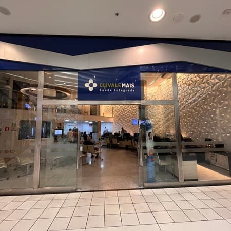 Imagem de interna da loja clivale