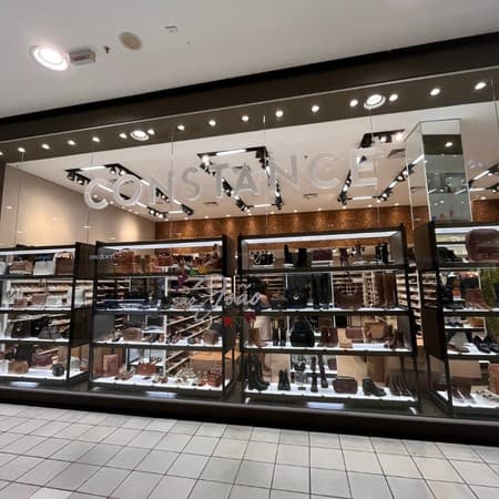 Imagem de interna da loja constance