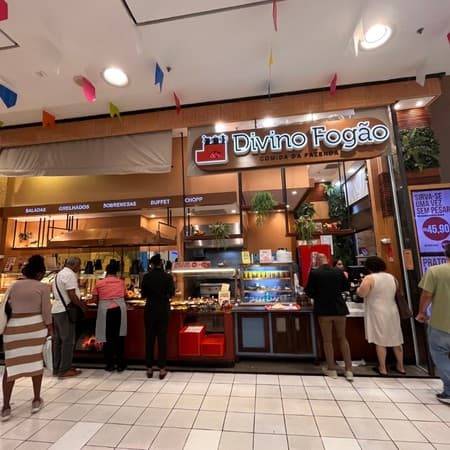 Imagem de interna da loja divino fogão