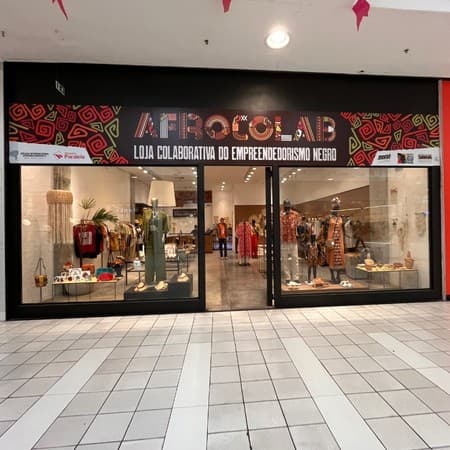Imagem de interna da loja afrocolab