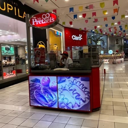 Imagem de interna da loja mr. pretzels
