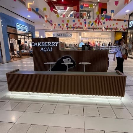 Imagem de interna da loja oakberry