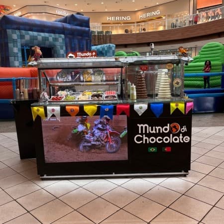 Imagem de interna da loja mundo di chocolate