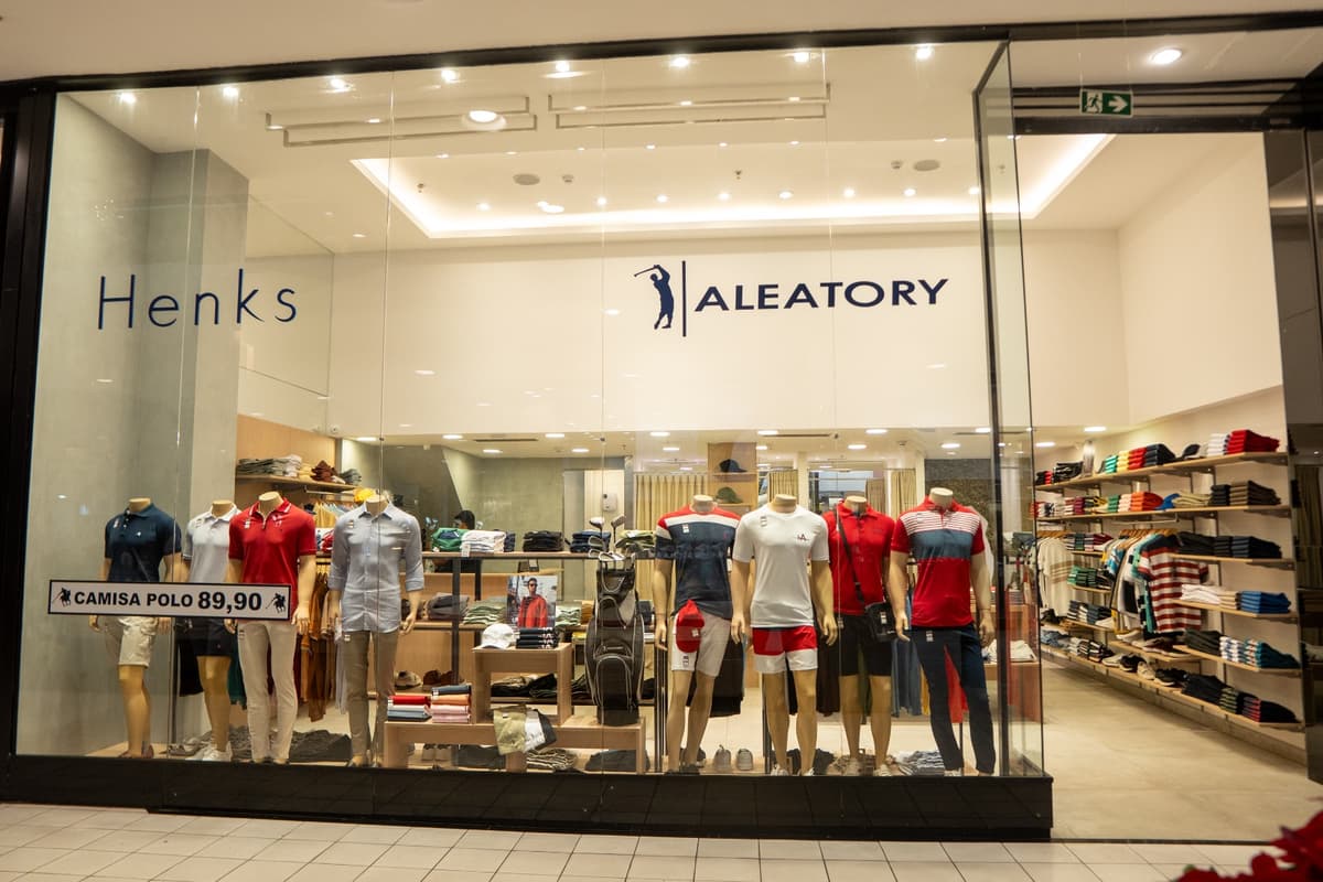 Imagem de interna da loja aleatory