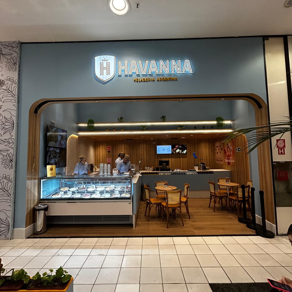 Imagem de interna da loja heladeria havanna