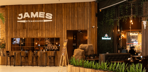 Logo da loja james steakhouse